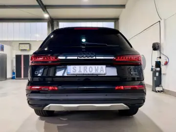 AUDI Q7 50 TDI quattro basis