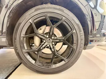 AUDI Q7 50 TDI quattro basis