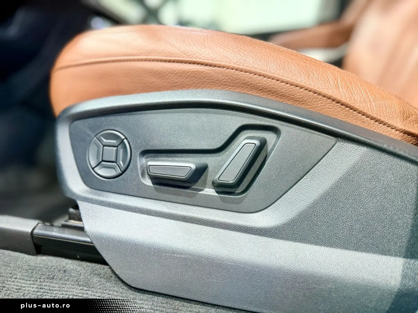 AUDI Q7 50 TDI quattro basis
