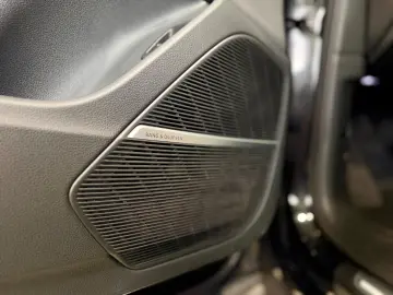 AUDI Q7 50 TDI quattro basis