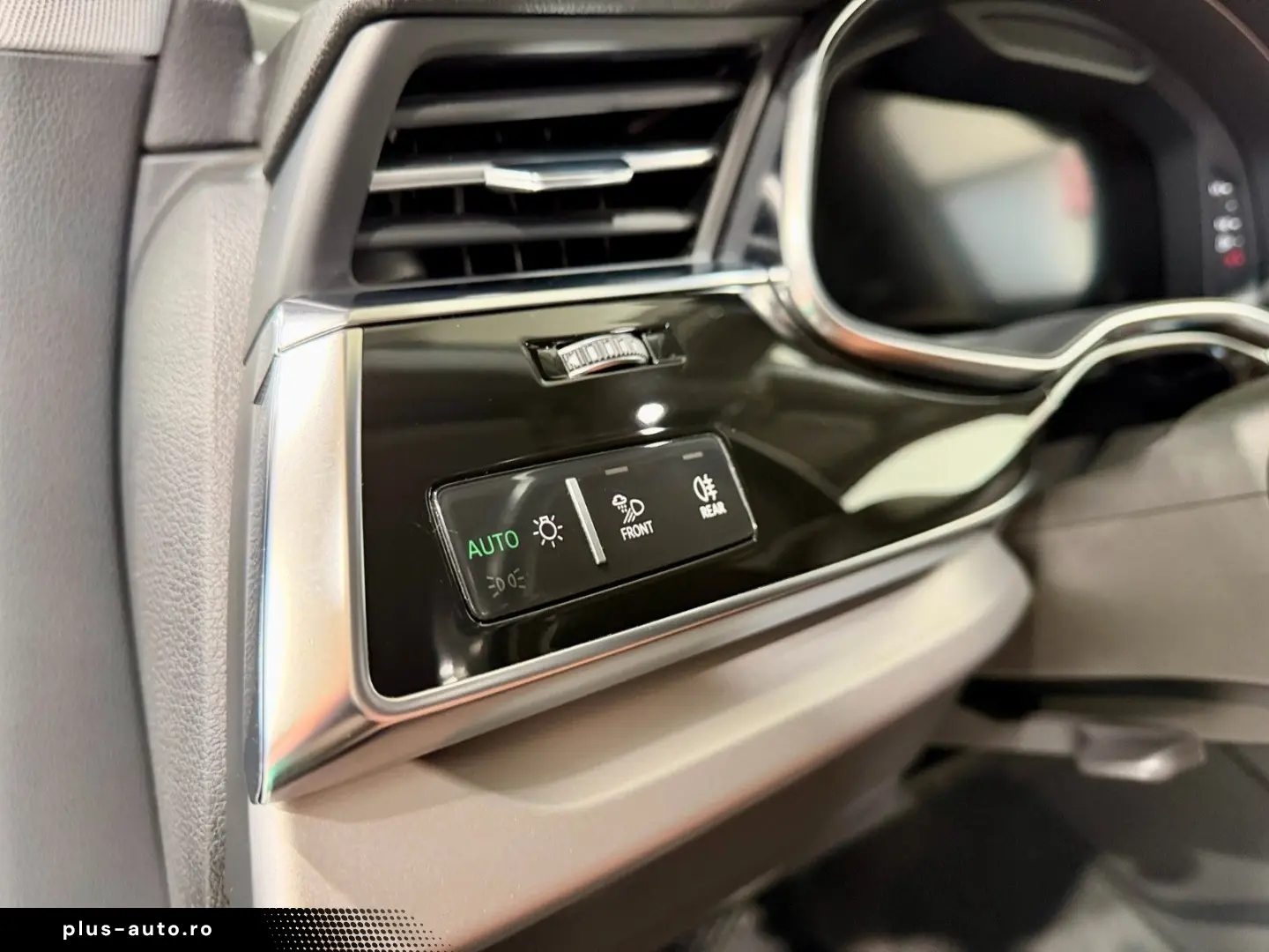 AUDI Q7 50 TDI quattro basis