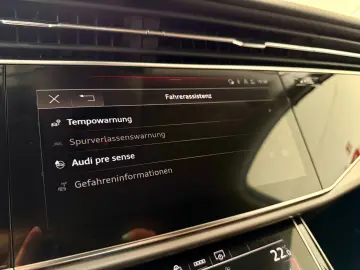 AUDI Q7 50 TDI quattro basis