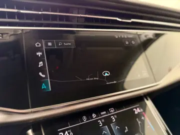 AUDI Q7 50 TDI quattro basis