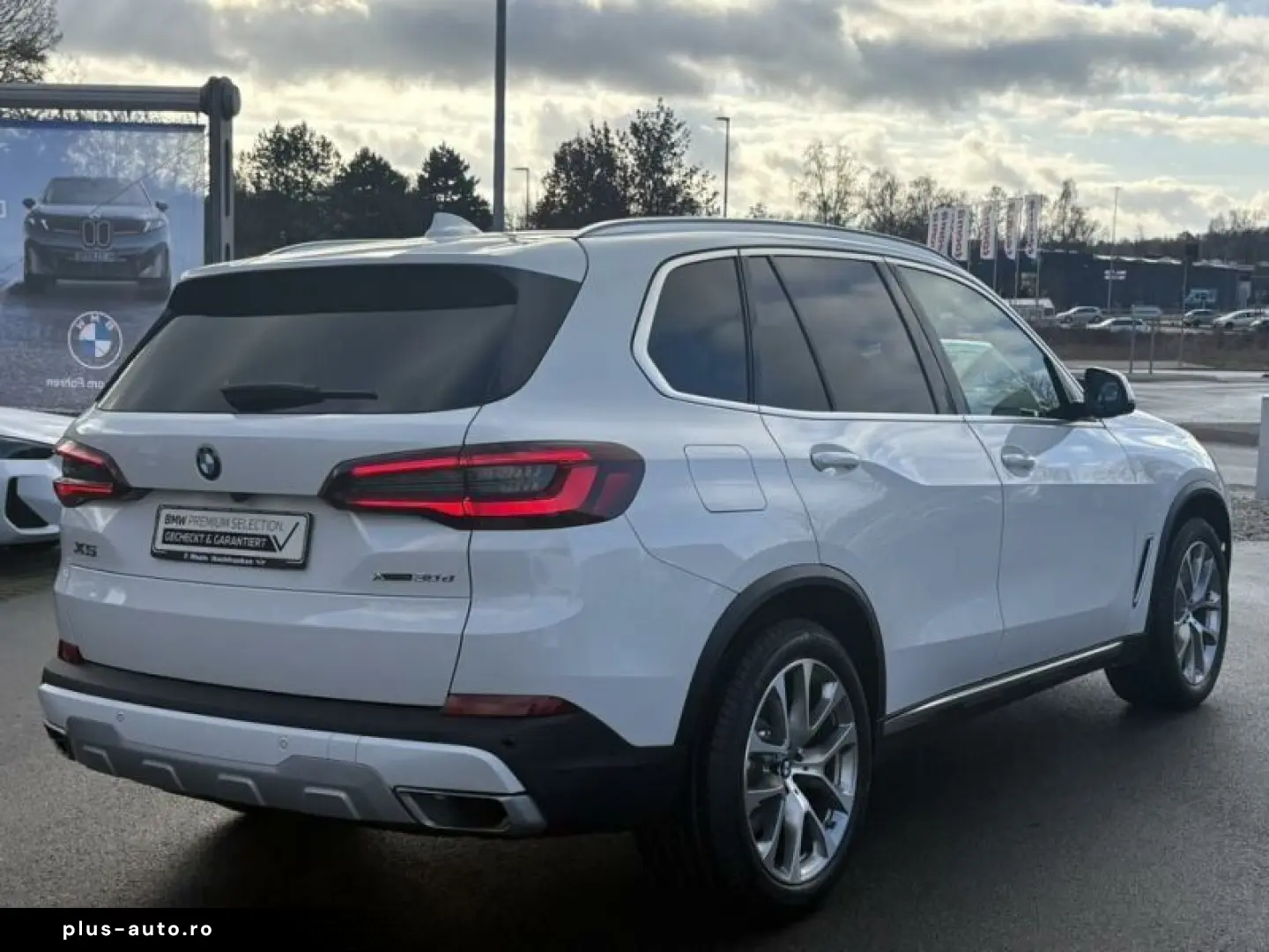 BMW X5 xDrive30d xLine ACC LASER STANDH PANO HiFi