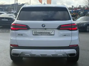 BMW X5 xDrive30d xLine ACC LASER STANDH PANO HiFi