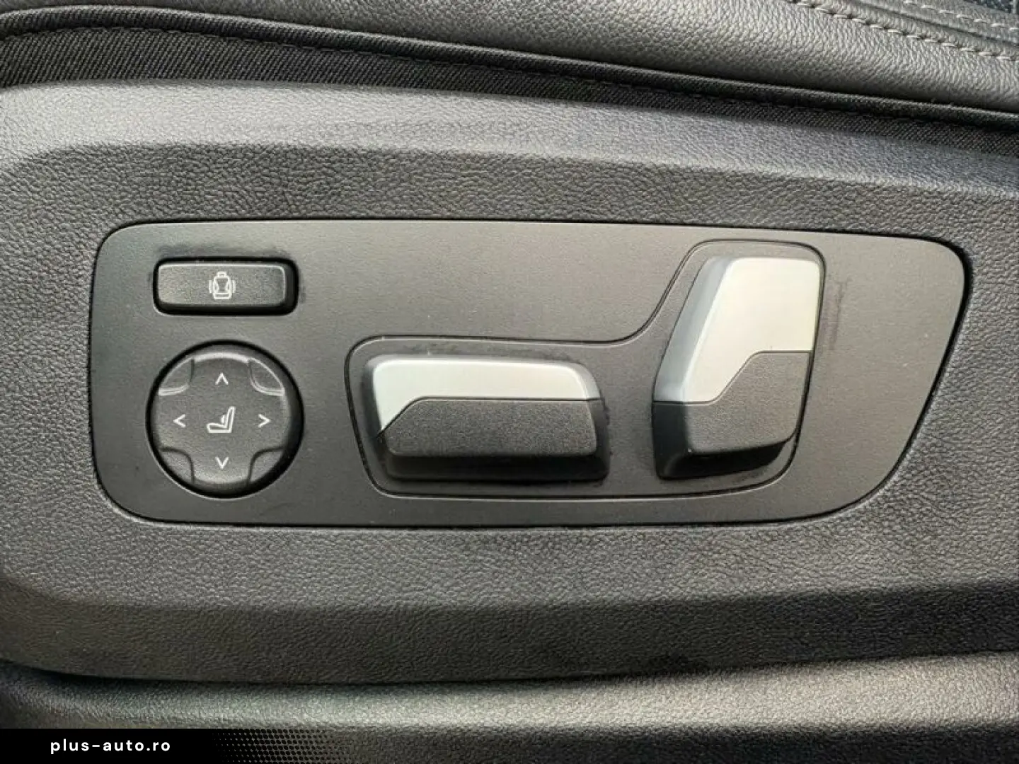 BMW X5 xDrive30d xLine ACC LASER STANDH PANO HiFi