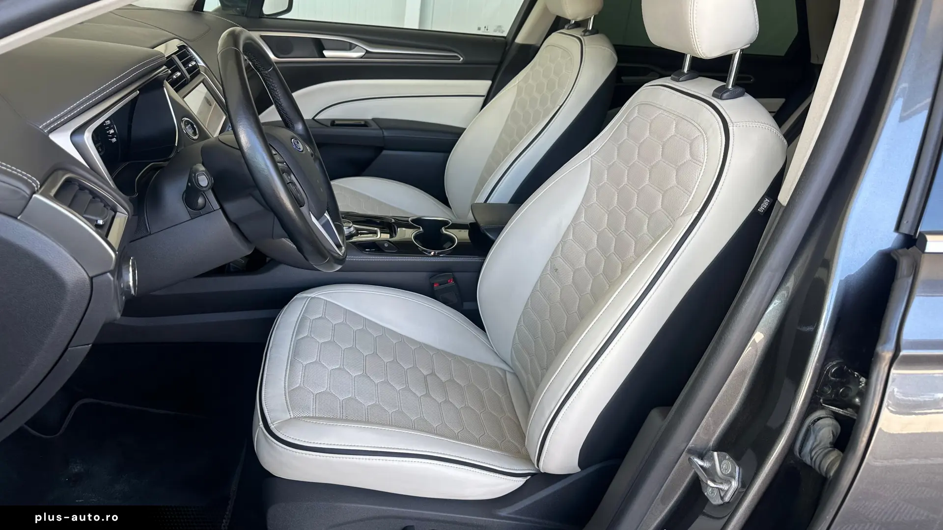 Ford Mondeo 2.0 Diesel 190 CP An 2020