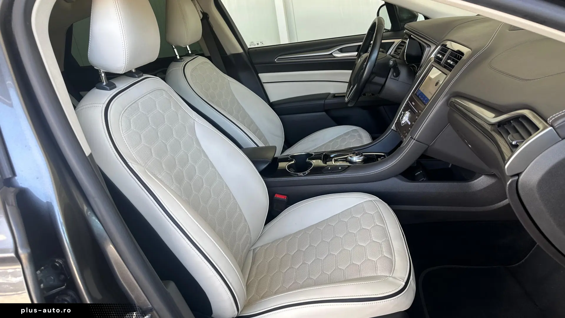 Ford Mondeo 2.0 Diesel 190 CP An 2020