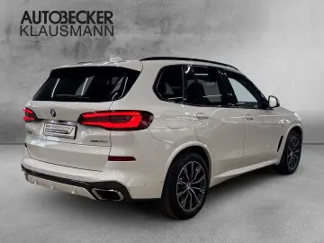 BMW X5 30 d M Sportpaket HUD AD AHK-klappbar El. Pan