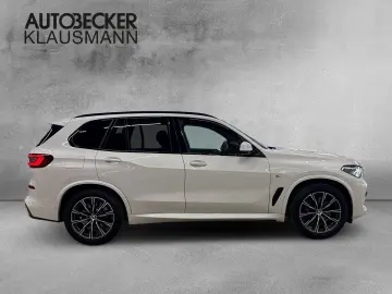 BMW X5 30 d M Sportpaket HUD AD AHK-klappbar El. Pan
