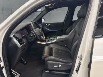 BMW X5 30 d M Sportpaket HUD AD AHK-klappbar El. Pan