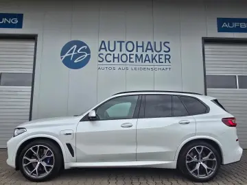 BMW X5 xDrive45e M Sport 21´´Laser AHK Pano 360 HUD