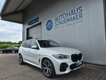 BMW X5 xDrive45e M Sport 21´´Laser AHK Pano 360 HUD