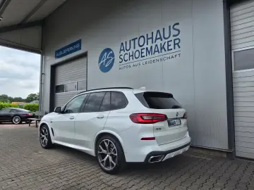 BMW X5 xDrive45e M Sport 21´´Laser AHK Pano 360 HUD