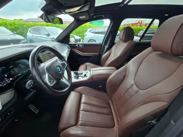 BMW X5 xDrive45e M Sport 21´´Laser AHK Pano 360 HUD