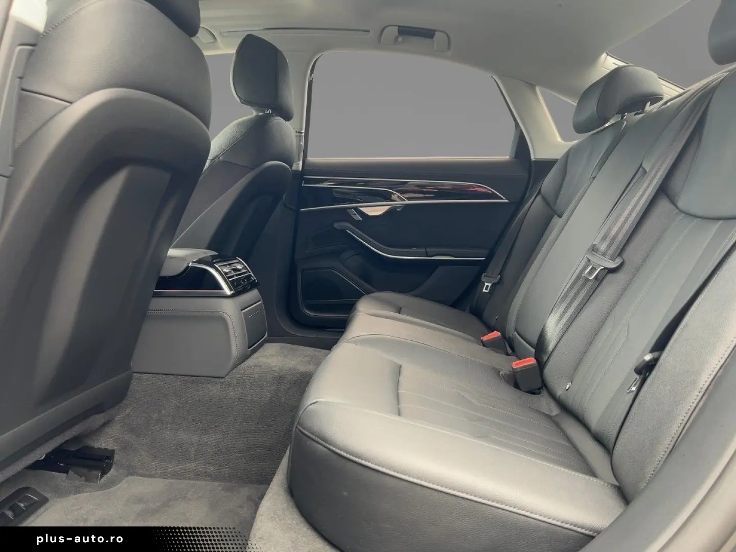 AUDI A8 60 TFSI quattro tiptronic S line Standhzg Pan