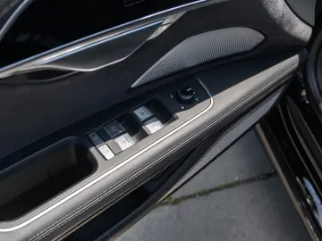 Audi A8 L 60 TFSI V8 QUATTRO
