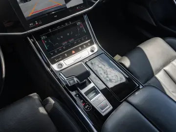 Audi A8 L 60 TFSI V8 QUATTRO