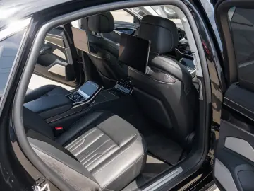 Audi A8 L 60 TFSI V8 QUATTRO