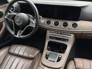 Mercedes-Benz E 300 e Exclusive