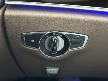 Mercedes-Benz E 300 e Exclusive