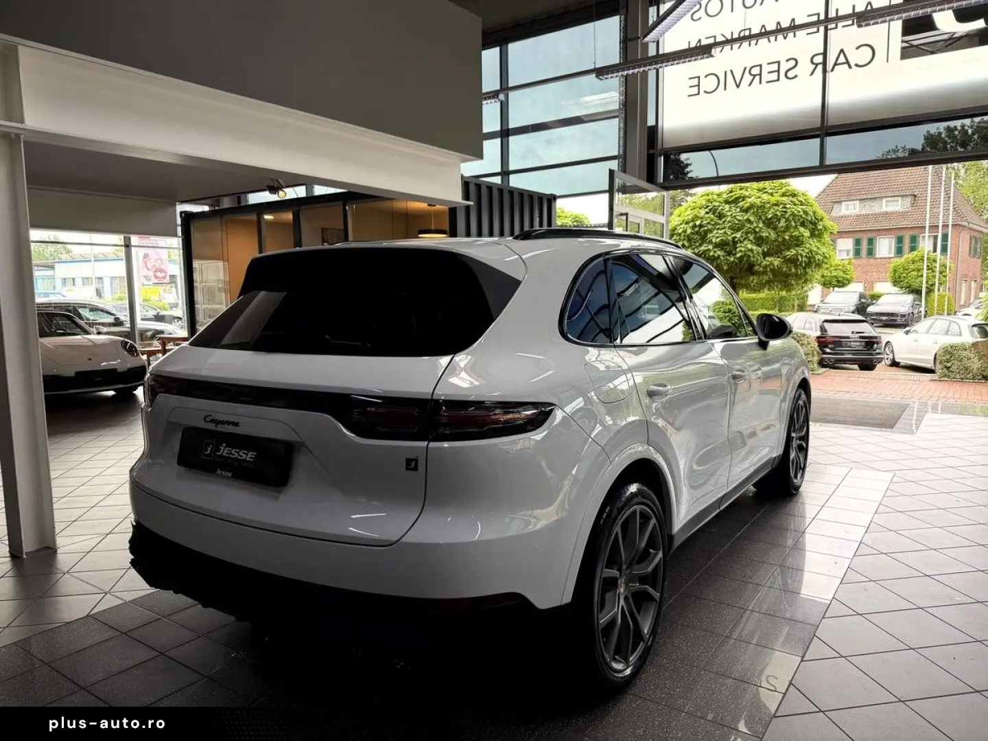 PORSCHE Cayenne 3.0 V6  Pano Approved 04.29 Vierradlenk.