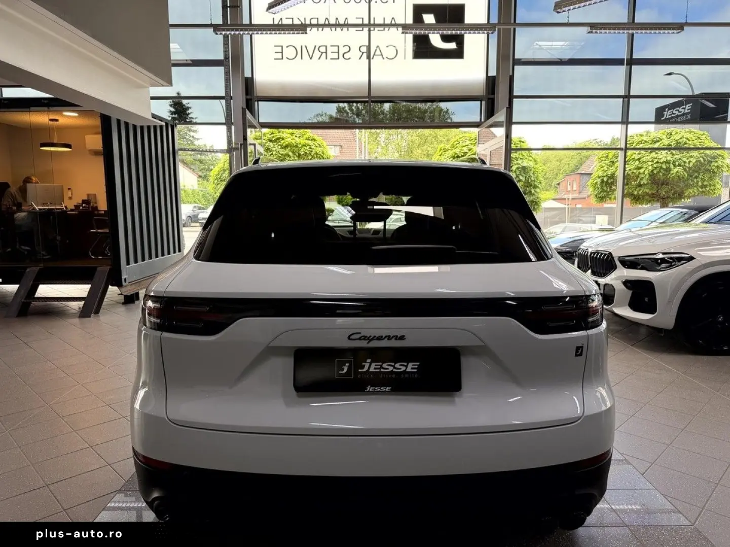 PORSCHE Cayenne 3.0 V6  Pano Approved 04.29 Vierradlenk.