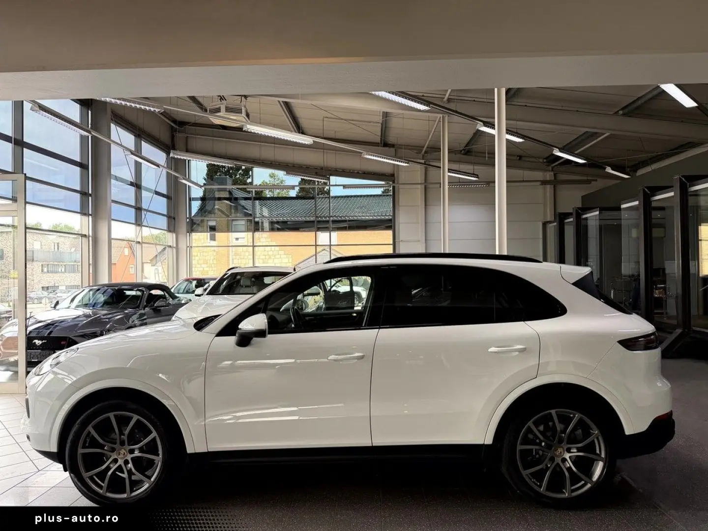 PORSCHE Cayenne 3.0 V6  Pano Approved 04.29 Vierradlenk.