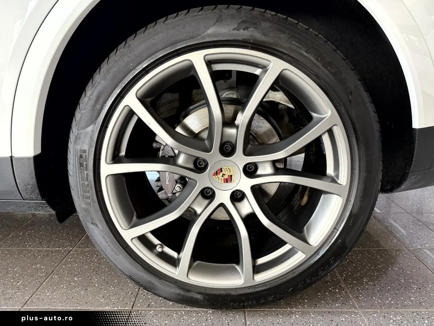 PORSCHE Cayenne 3.0 V6  Pano Approved 04.29 Vierradlenk.