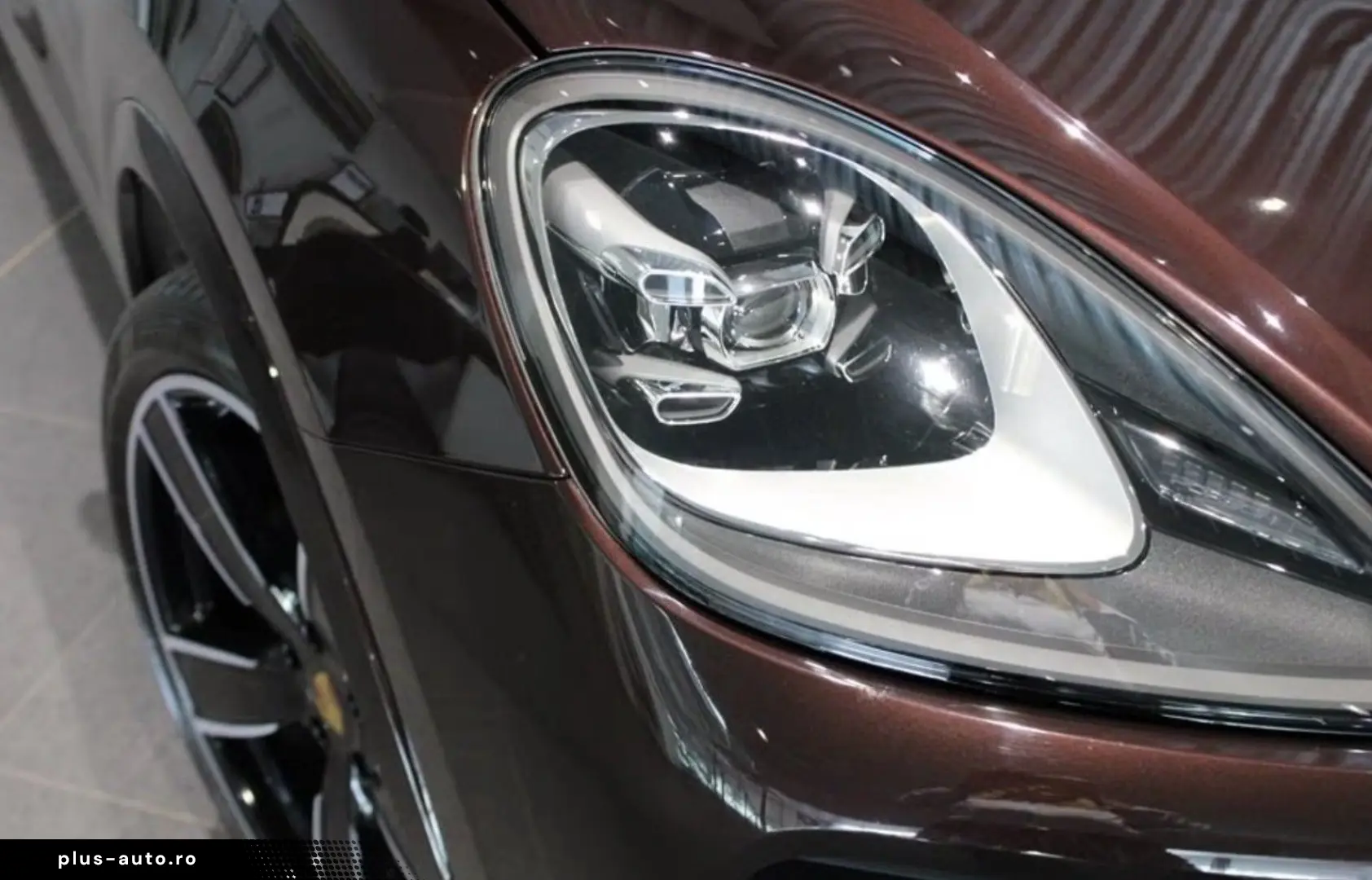 PORSCHE Cayenne Coupe E-Hybrid Platinum Edition Pano LED