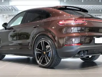 PORSCHE Cayenne Coupe E-Hybrid Platinum Edition Pano LED
