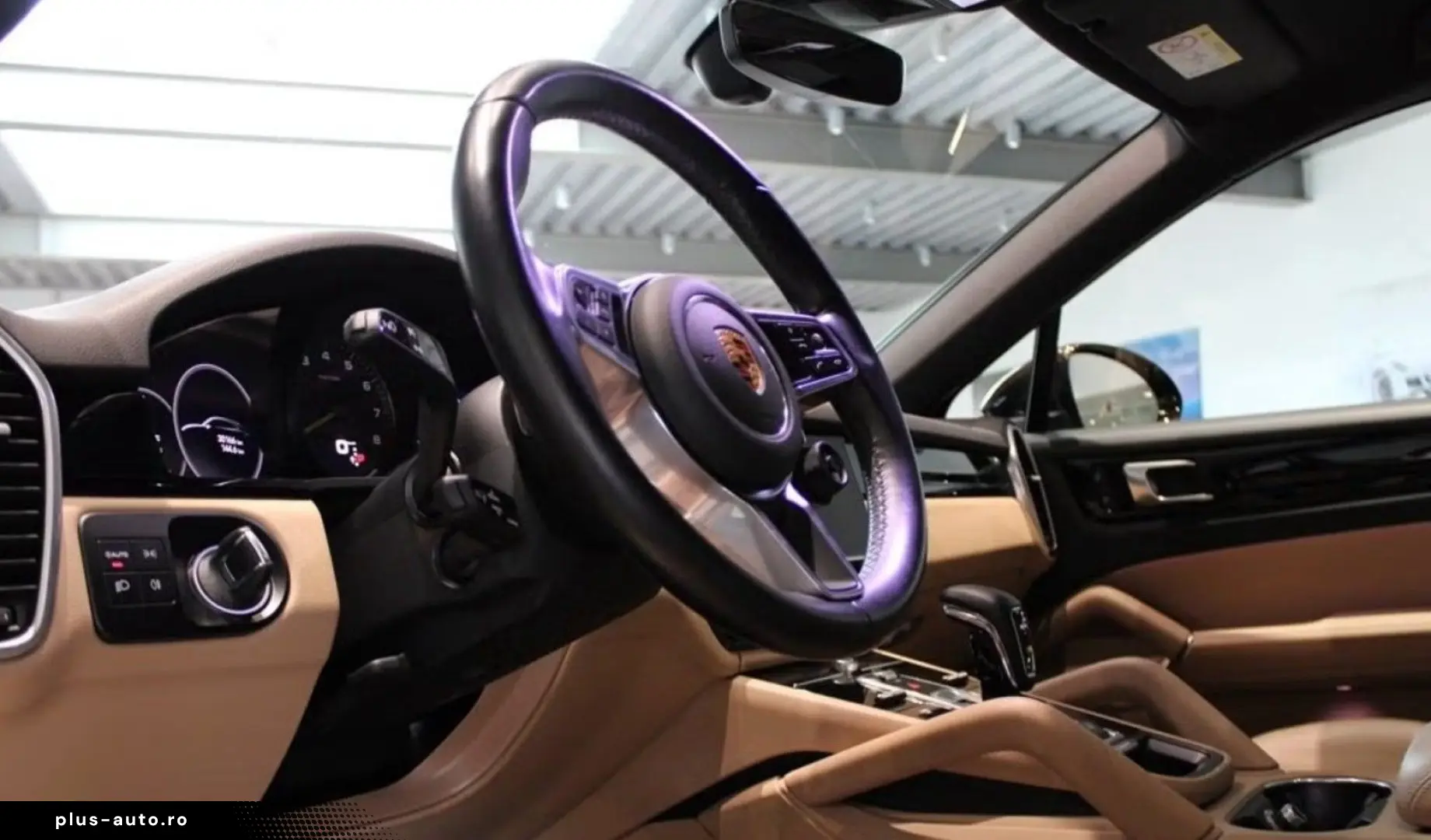 PORSCHE Cayenne Coupe E-Hybrid Platinum Edition Pano LED