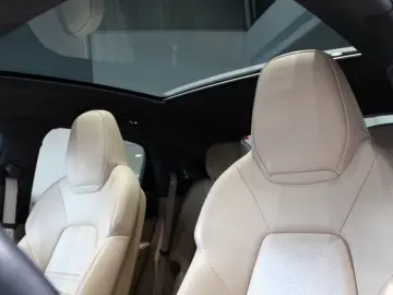 PORSCHE Cayenne Coupe E-Hybrid Platinum Edition Pano LED