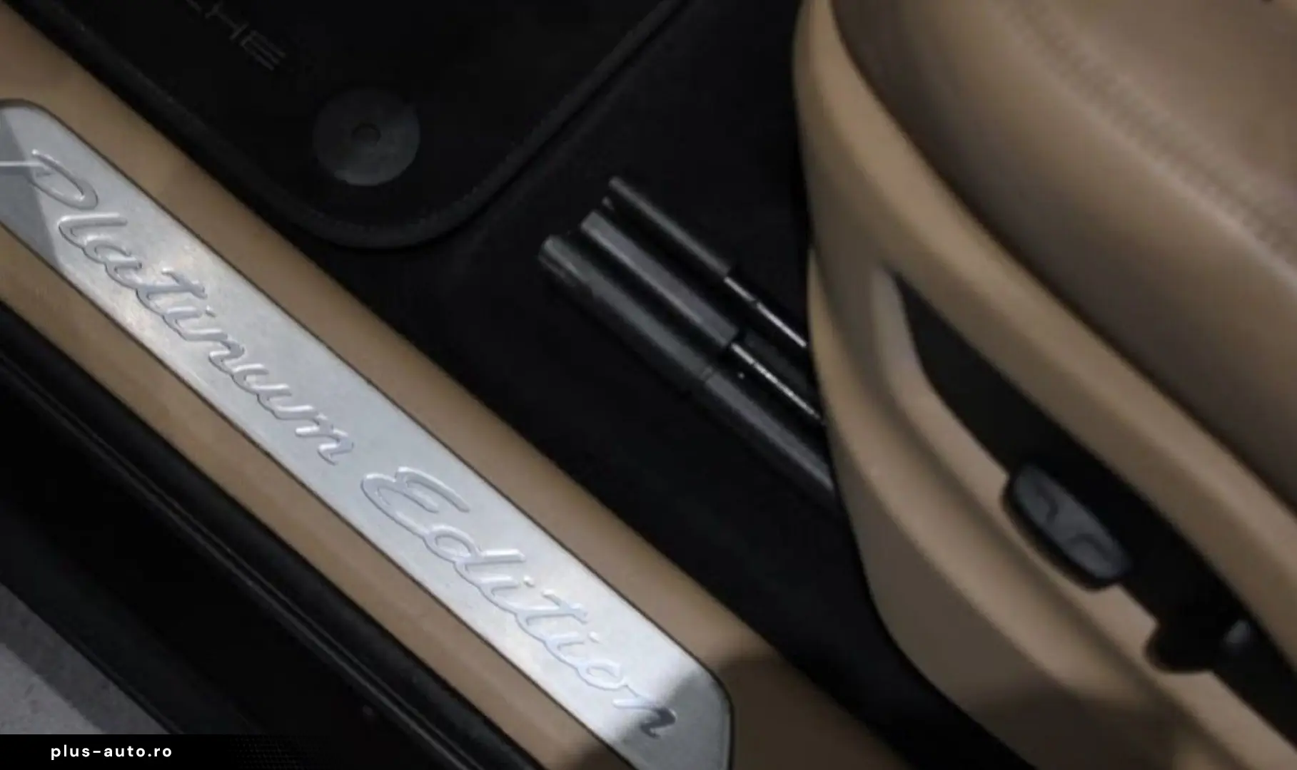 PORSCHE Cayenne Coupe E-Hybrid Platinum Edition Pano LED