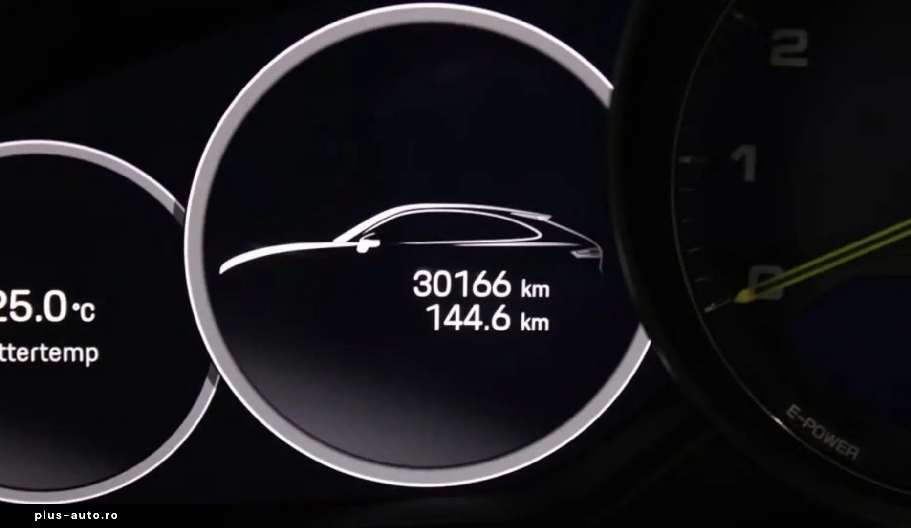 PORSCHE Cayenne Coupe E-Hybrid Platinum Edition Pano LED