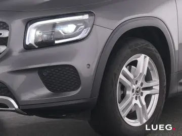 MERCEDES-BENZ GLB 250 4M Progressive AHK MBeam Dist …