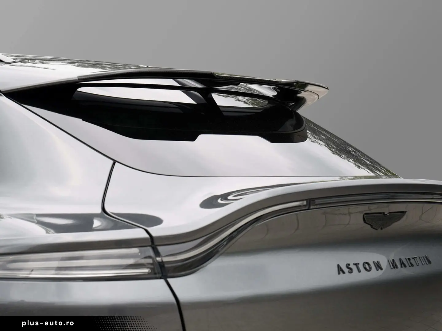 ASTON MARTIN DBX 707 Magneti Silver   Phantom Grey C&hellip;