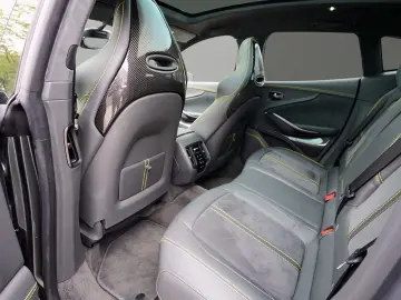 ASTON MARTIN DBX 707 Magneti Silver   Phantom Grey C…