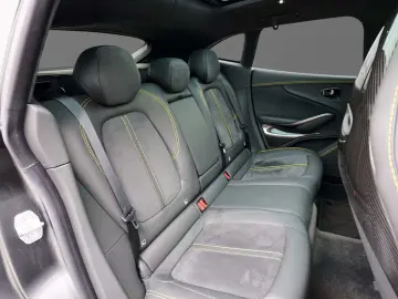 ASTON MARTIN DBX 707 Magneti Silver   Phantom Grey C…