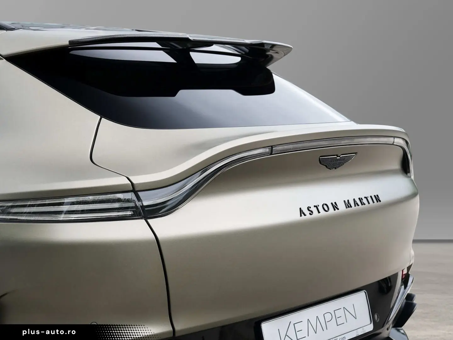ASTON MARTIN DBX 707 Titanium Grey   Onyx Black PPF Matt
