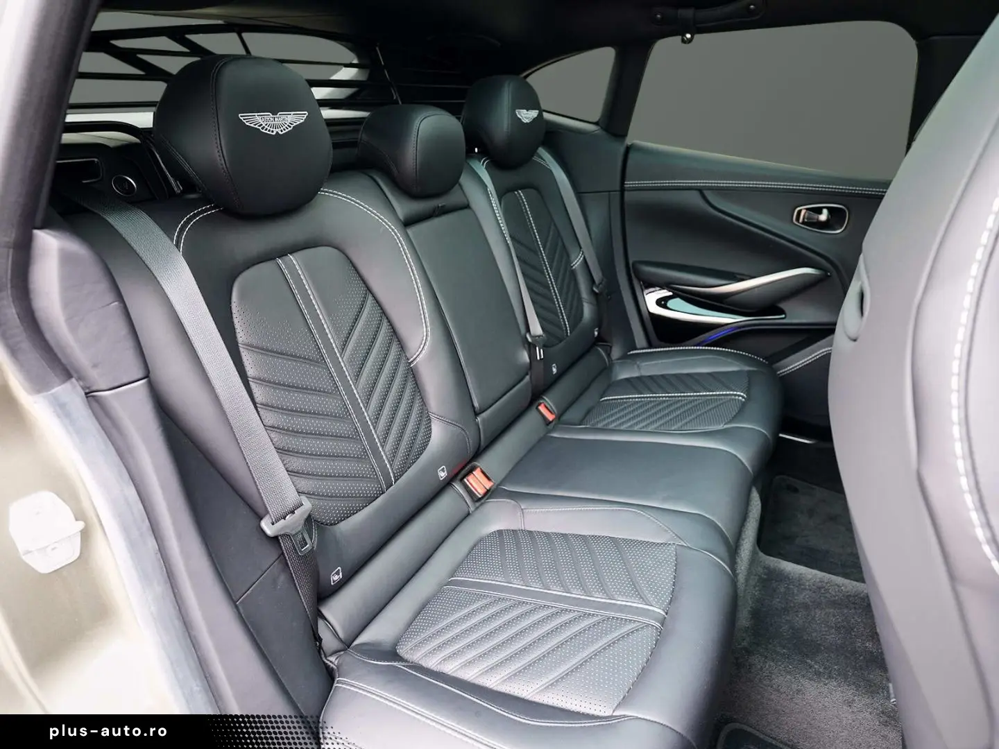 ASTON MARTIN DBX 707 Titanium Grey   Onyx Black PPF Matt