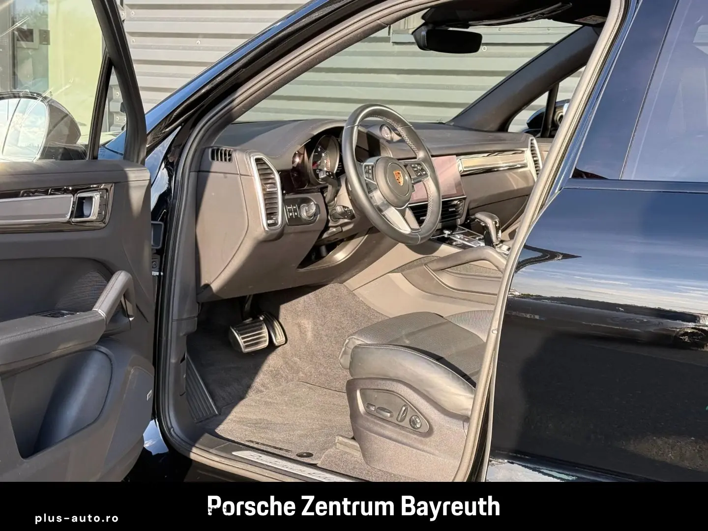 PORSCHE Cayenne S Platinum Edition HINTERACHSL. MASSAGE