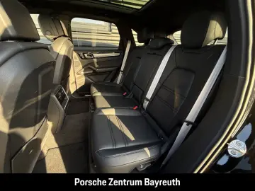 PORSCHE Cayenne S Platinum Edition HINTERACHSL. MASSAGE