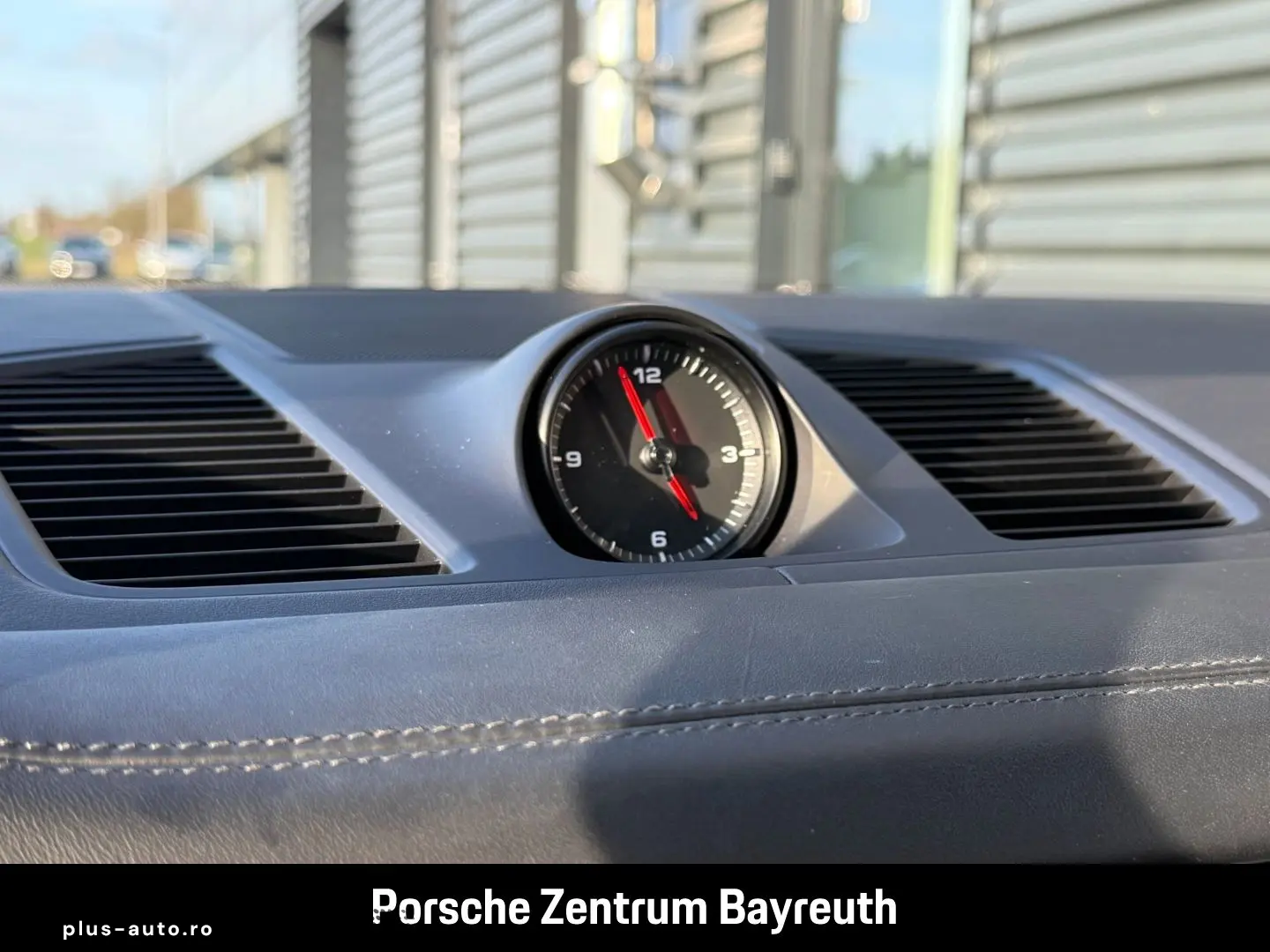PORSCHE Cayenne S Platinum Edition HINTERACHSL. MASSAGE