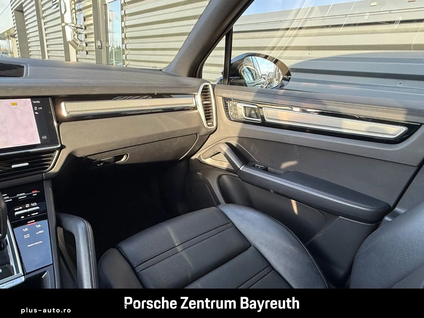 PORSCHE Cayenne S Platinum Edition HINTERACHSL. MASSAGE