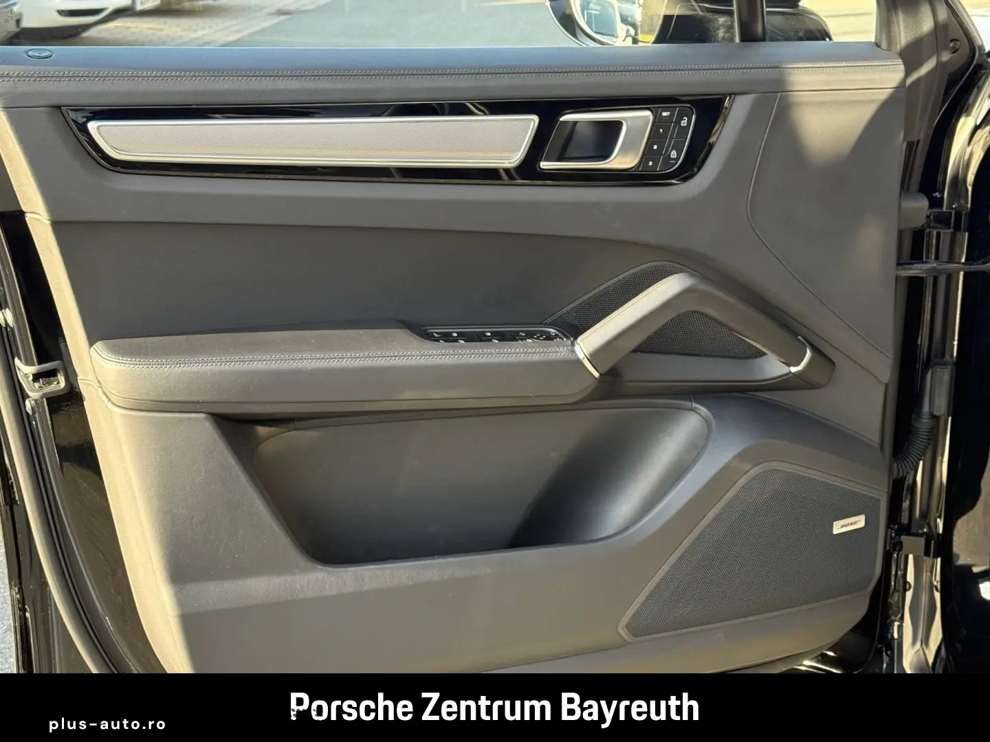 PORSCHE Cayenne S Platinum Edition HINTERACHSL. MASSAGE