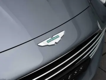ASTON MARTIN DB12 V8 Coupe