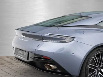ASTON MARTIN DB12 V8 Coupe