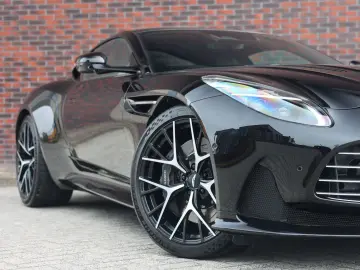 ASTON MARTIN DB12 4.0 V8   360 camera - Scheckheft