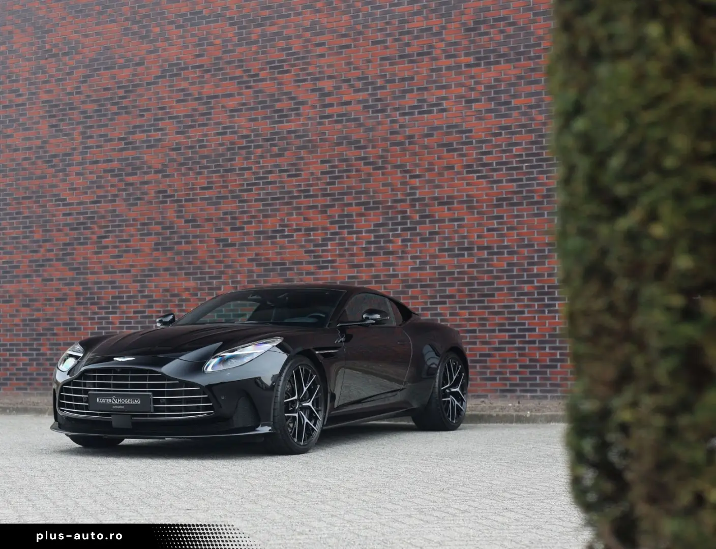 ASTON MARTIN DB12 4.0 V8   360 camera - Scheckheft
